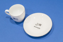 Okolicznościowa filiżanka ze spodkiem