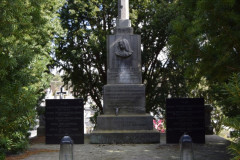 Grobowiec rodziny Modzelewskich na cmentarzu parafialnym w Pniewie, fot. B. Kalinowska.
