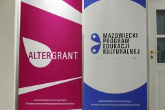 Dwa plakaty promujące mazowiecki program edukacji kulturalnej.